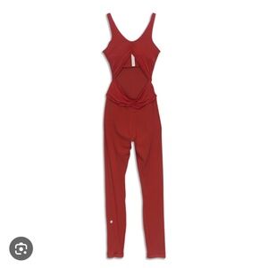 Lululemon rushed yoga cut out bodysuit
